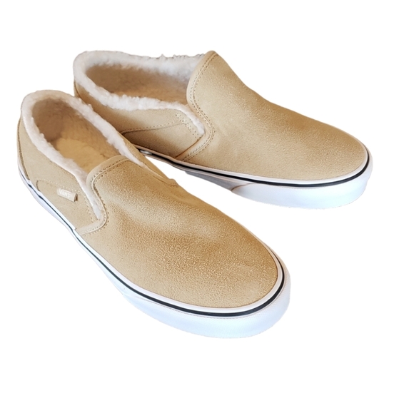 Vans Asher Suede Sherpa Desert Taupe Slip-On Shoe - Picture 1 of 6